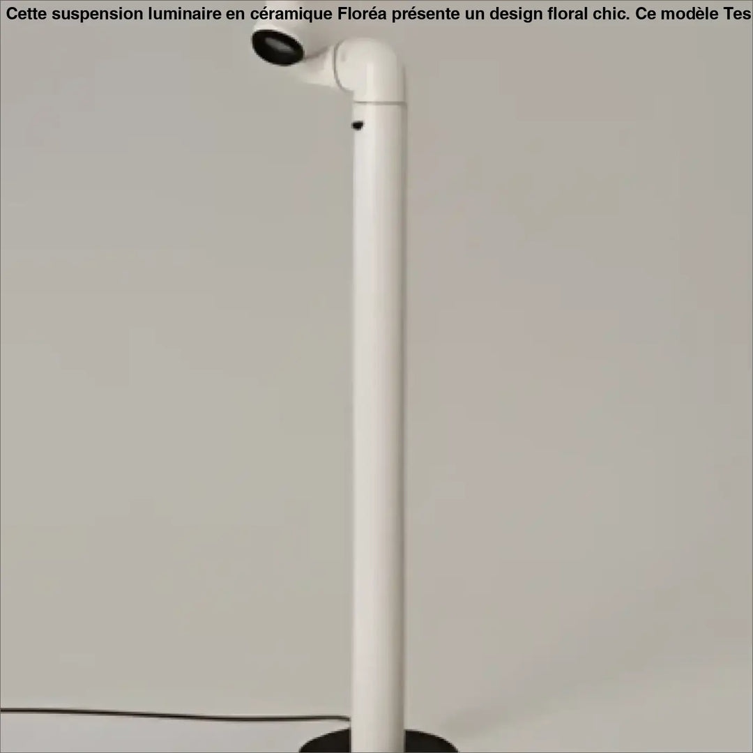 Lampadaire kalia blanc cylindrique avec bras réglable et lumière circulaire design rétro futuriste minimaliste