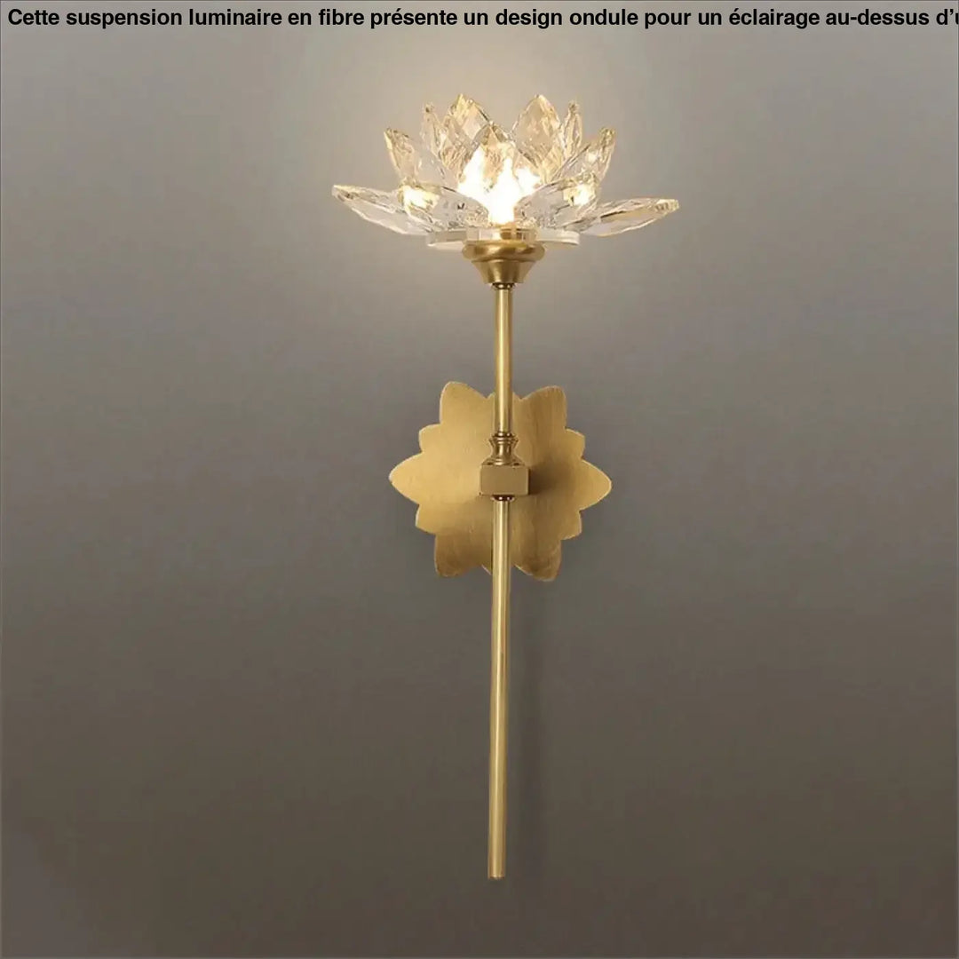 Applique murale lotus doré design floral lumineux au style élégant