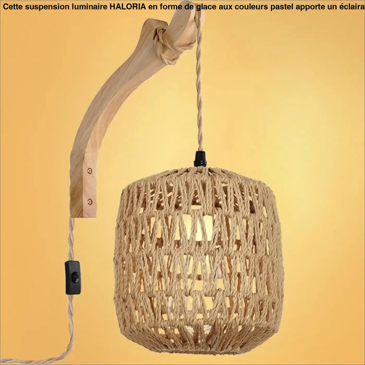 Applique murale nassa en suspension tressée avec bras en bois naturel courbé et interrupteur noir design élégant