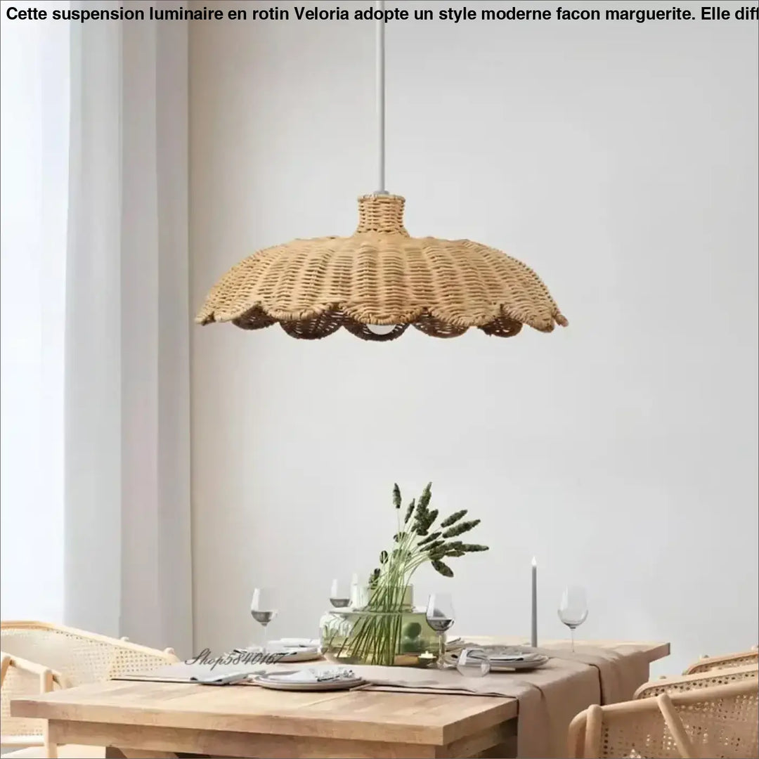 Suspension luminaire en rotin au style moderne façon marguerite

