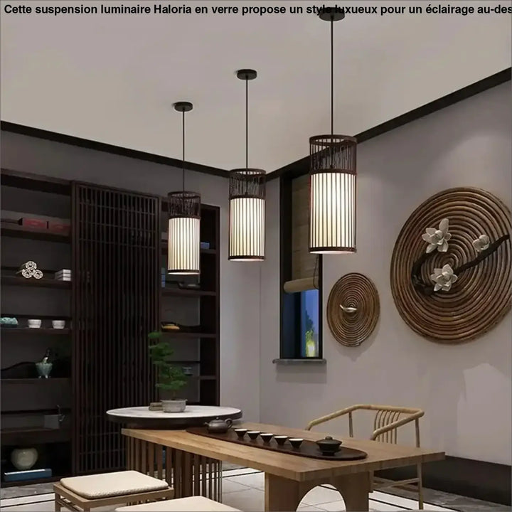 Suspension luminaire nara trois lampes cylindriques en bambou marron foncé avec panneaux lumineux verticaux