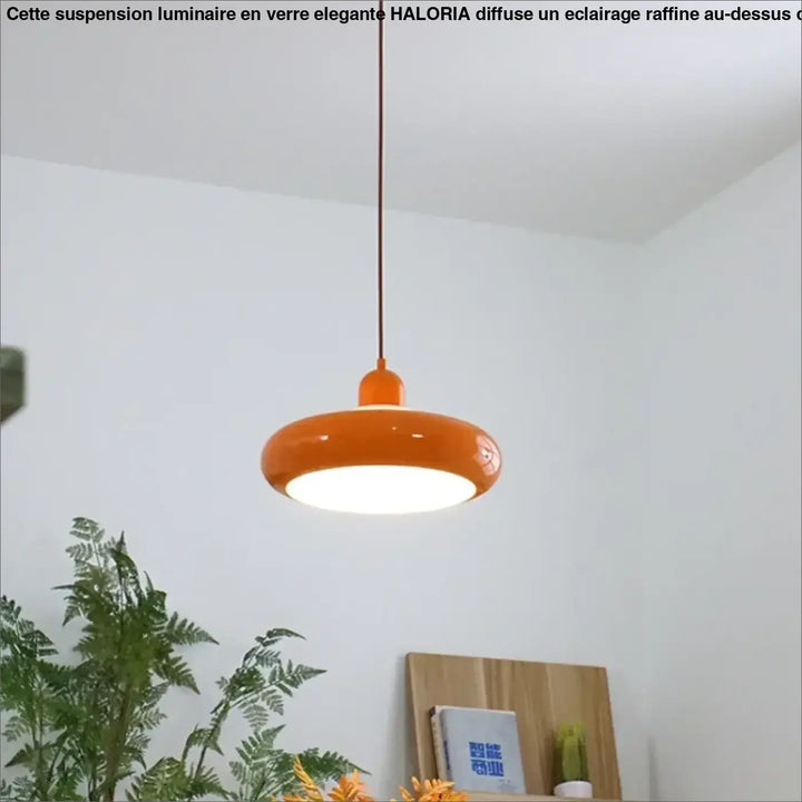 Luminaire suspension medina orange avec finition brillante et cordon fin pour une ambiance moderne et élégante