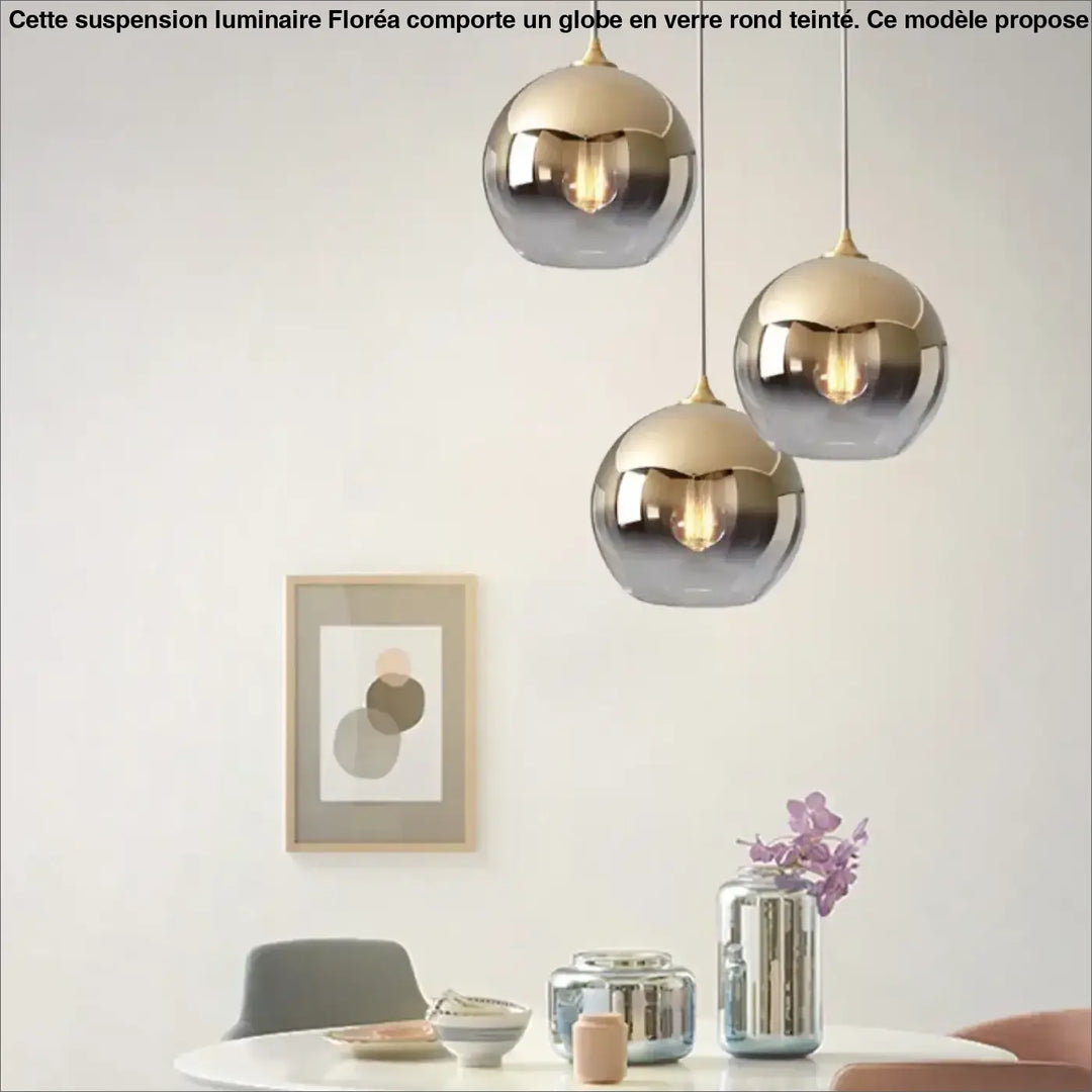 Suspension luminaire en verre rond teinté en doré, argent ou rose gold

