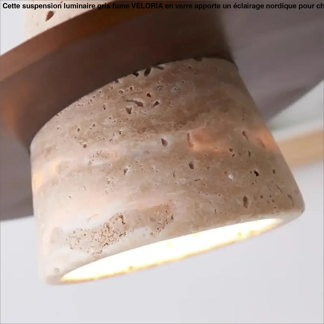 Suspension luminaire de chambre en pierre beige et bois foncé
