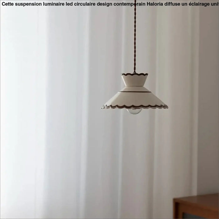 Suspension élégante style rétro beige chic vintage