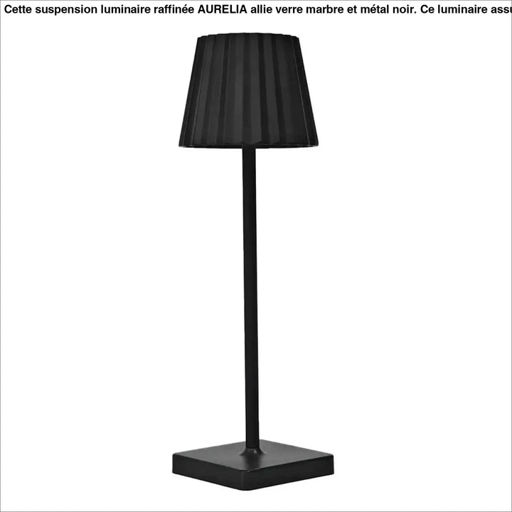 Lampe de table escale avec abat-jour plissé noir sur pied en métal noir élégant avec base carrée