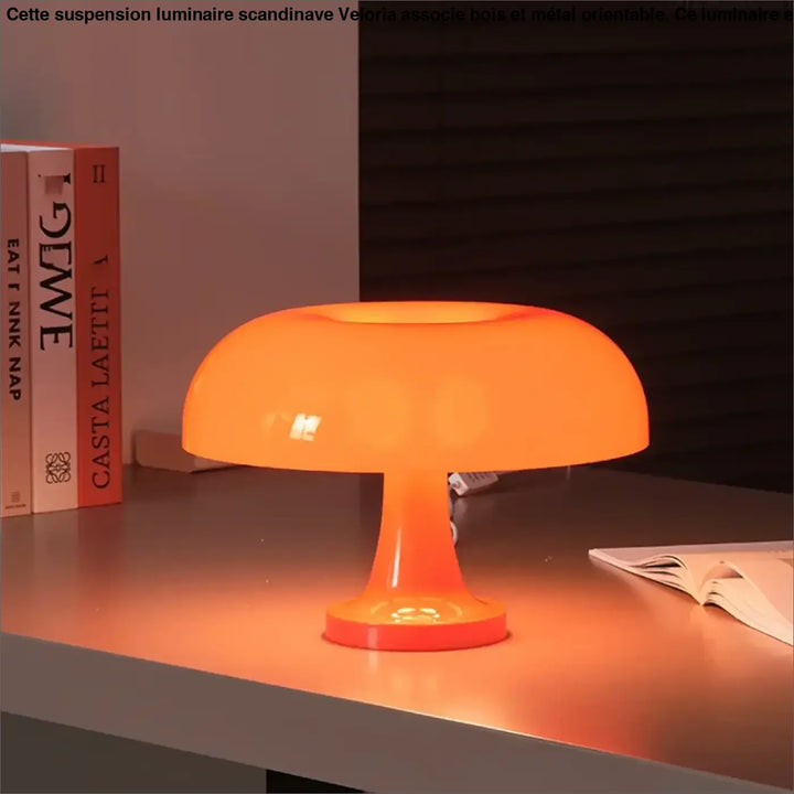 Lampe de table feno en forme de champignon orange et translucide avec lumière chaude piles sont-elles incluses