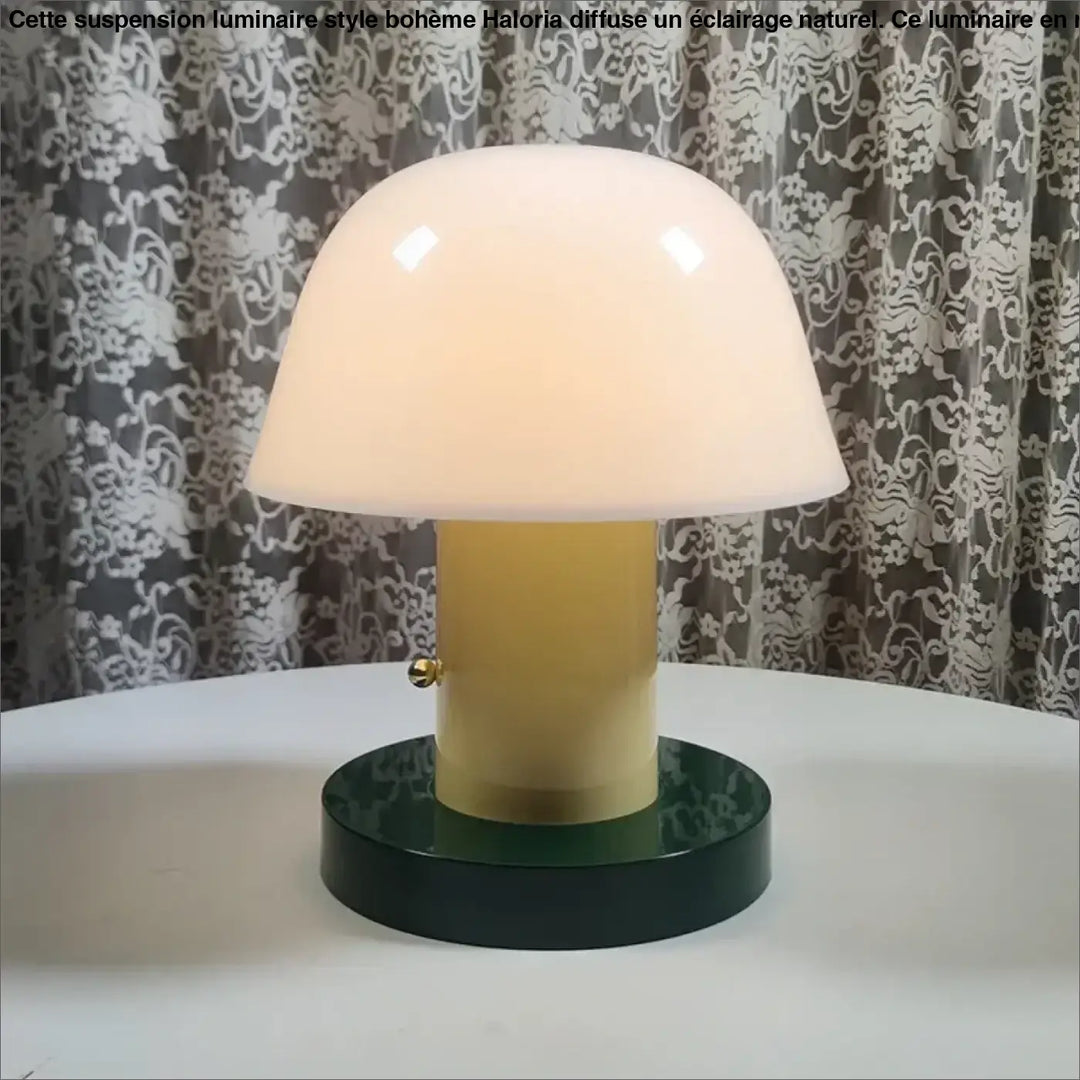 Lampe de chevet laounia avec base cylindrique jaune moutarde mate et abat-jour verre translucide, chevet minimaliste lumière pensée