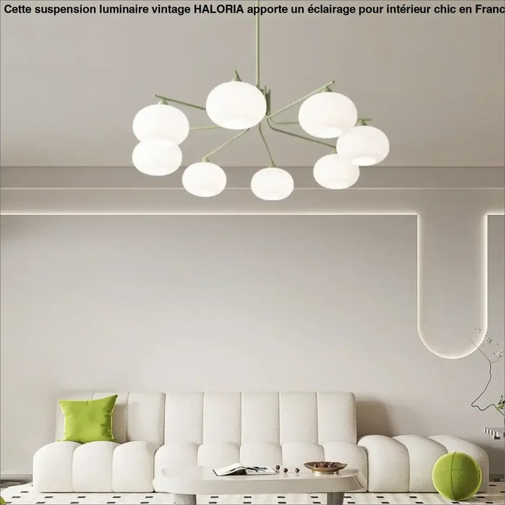 Suspension luminaire antiki vert pastel en métal avec plusieurs globes en verre dépoli pour un design raffiné
