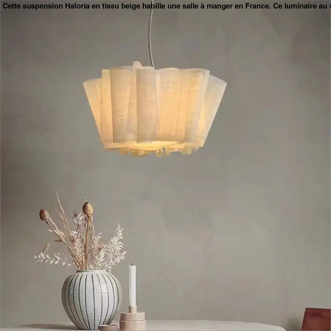 Suspension plissée en tissu beige style contemporain pour salle à mang…


