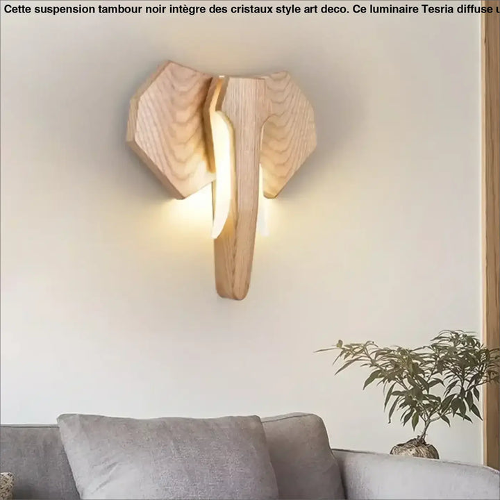 Applique murale en bois tête d’animal style sculptural

