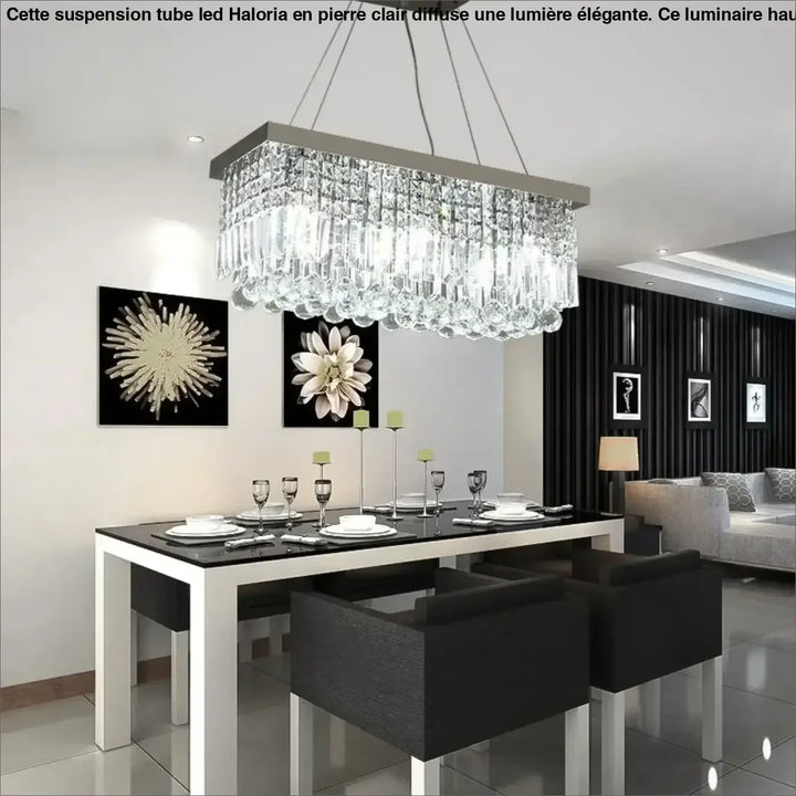 Suspension rectangulaire dorée avec pampilles en cristal moderne

