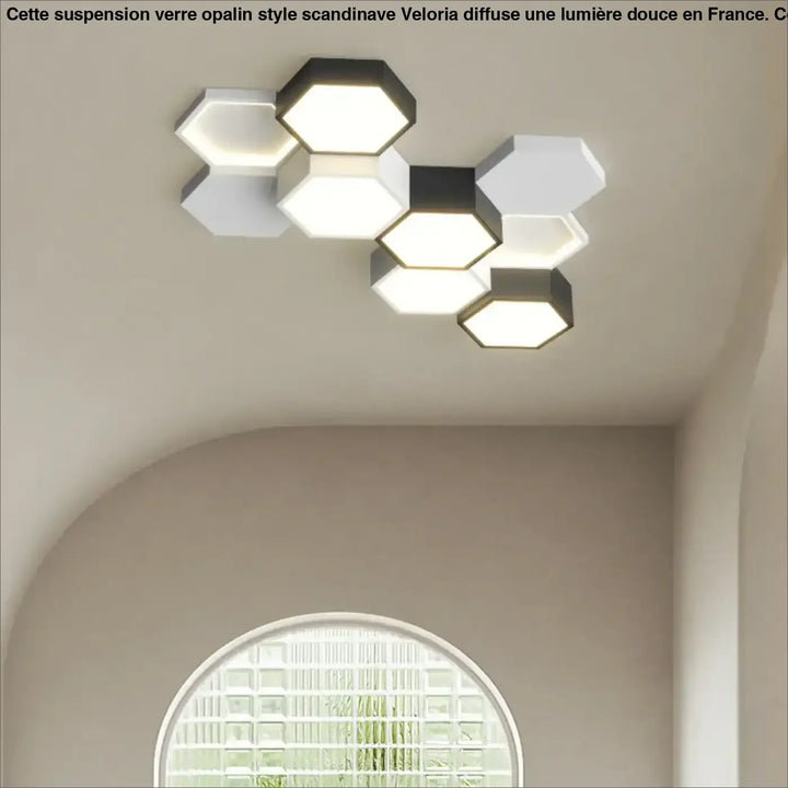 Plafonnier LED moderne à hexagones blancs et noirs imbriqués

