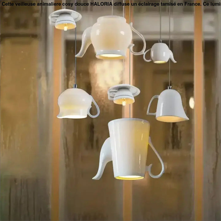 Suspension luminaire ceramica en céramique blanche en forme de théière et tasse avec intérieur lumineux style intemporel