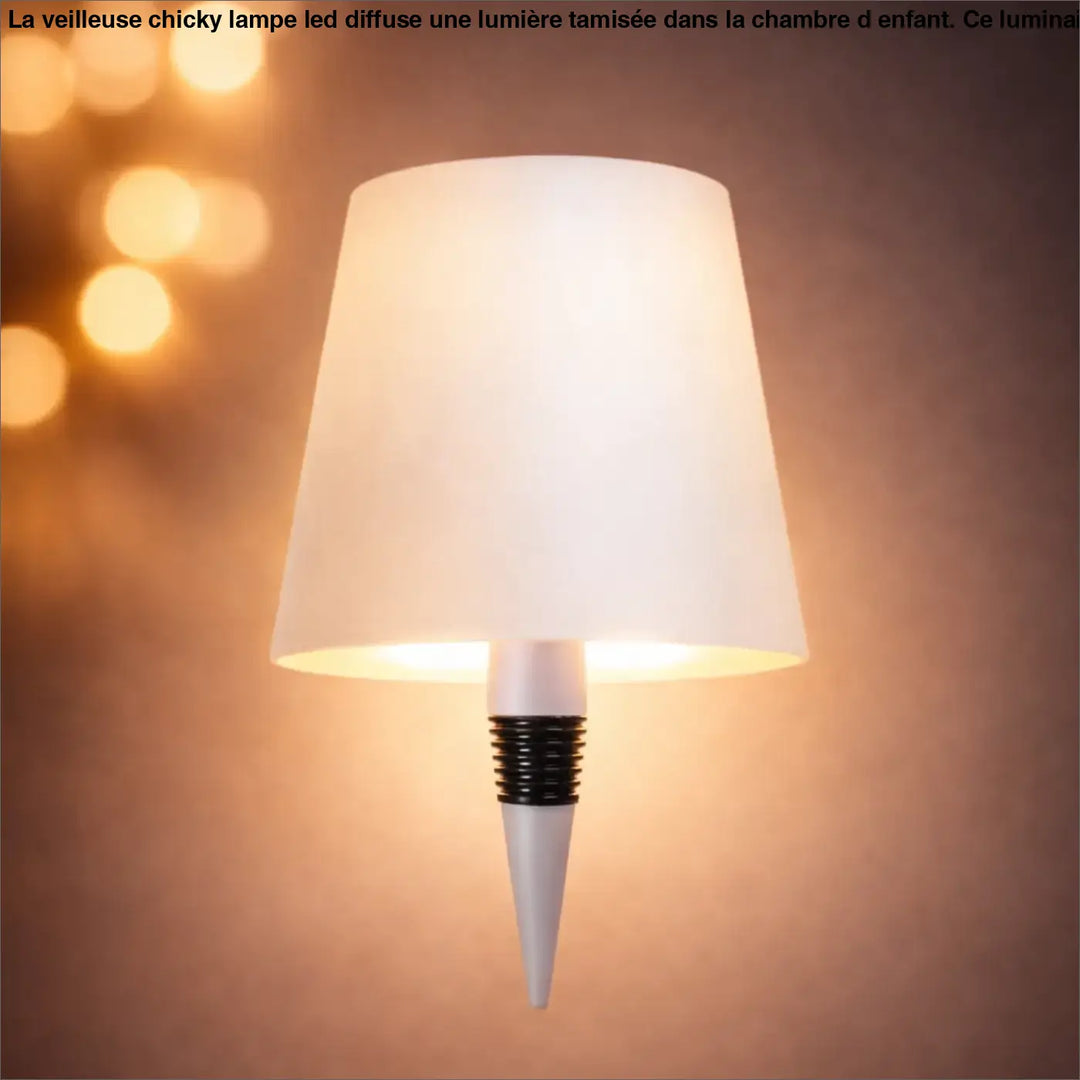 Lampe winny lampe rétro chic blanche avec abat-jour effilé et bande noire texturée au design moderne