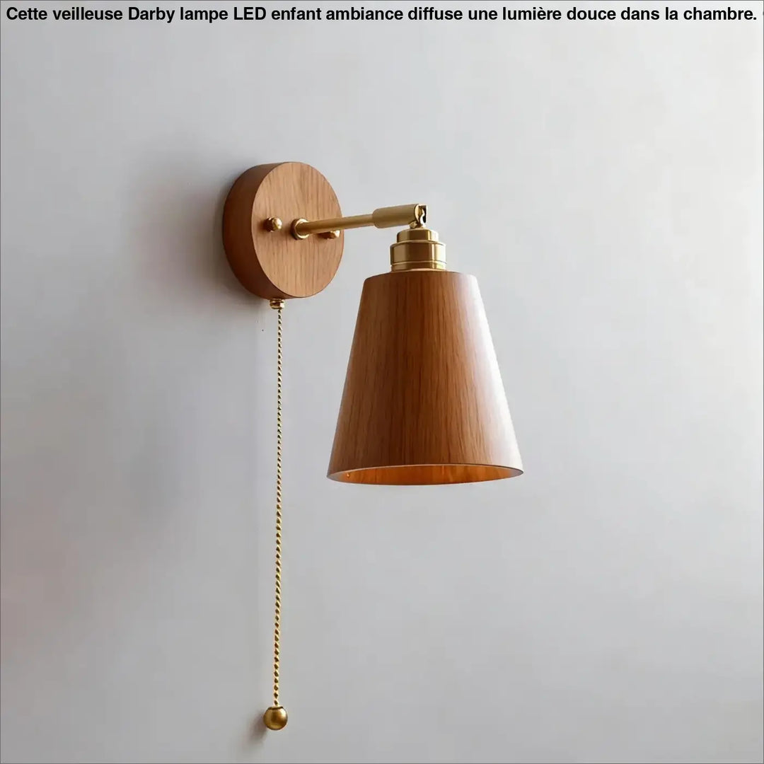 Applique murale design en bois et laiton avec bras orientable élégant
