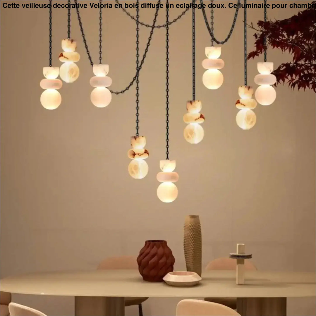 Suspension luminaire batta avec ampoules led lustre, intensité variable, orbes chaudes suspendues par chaînes sombres