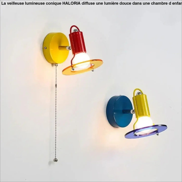 Applique murale colorée vinty avec bases circulaires jaunes et bleues et abat-jours translucides orange et violet