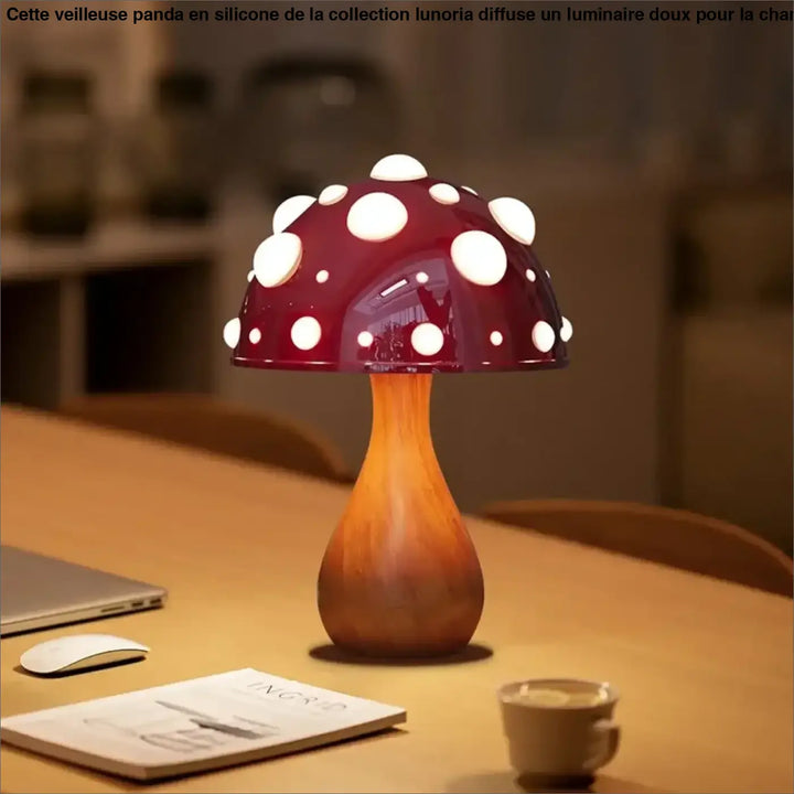 Lampe de chevet champignon rouge à pois blancs avec base en bois modèle moushirou