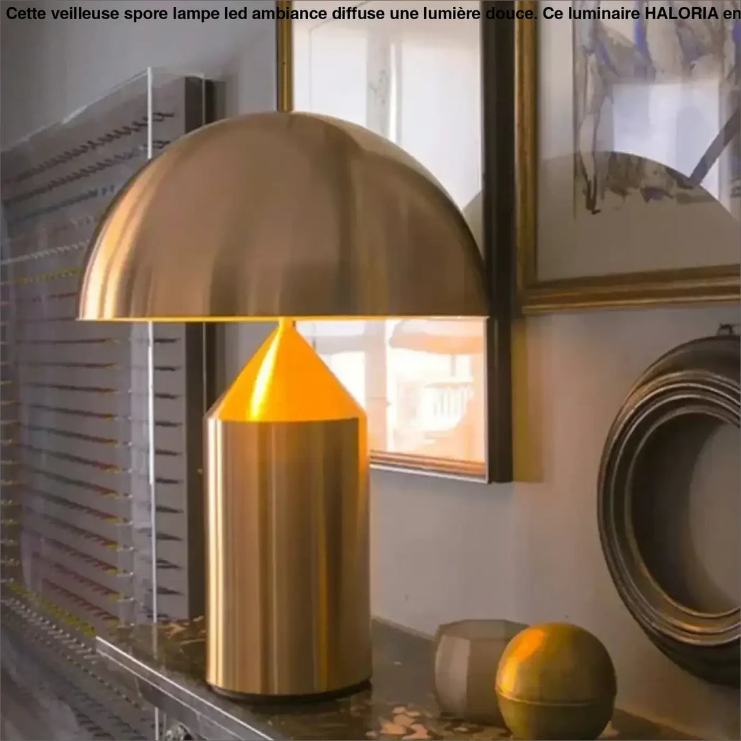 Lampe de table luxumi en laiton brossé frais supplémentaires avec abat-jour en dôme et base conique élégante